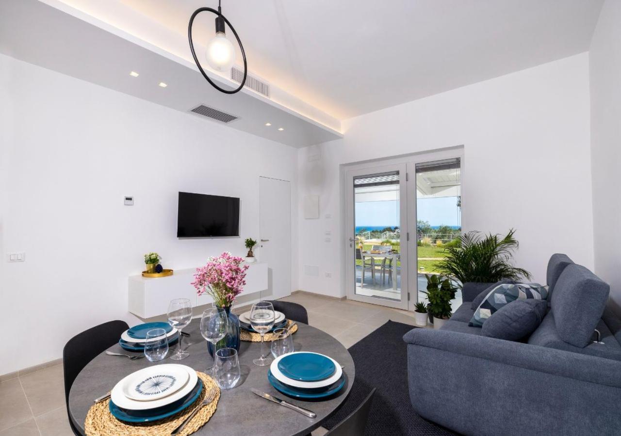 דירות ויאסטה Coppa Carrubo Residenza מראה חיצוני תמונה