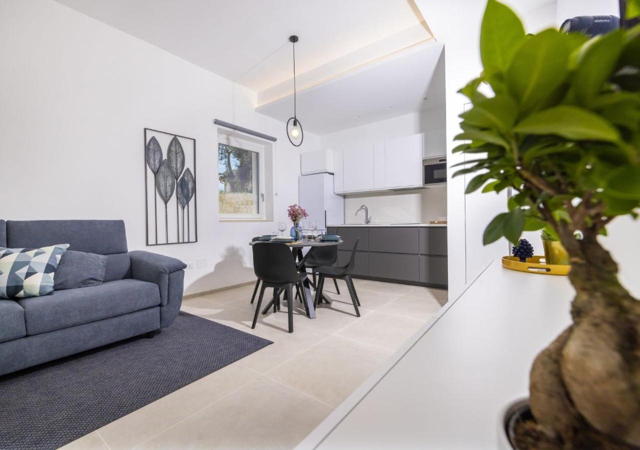 דירות ויאסטה Coppa Carrubo Residenza מראה חיצוני תמונה